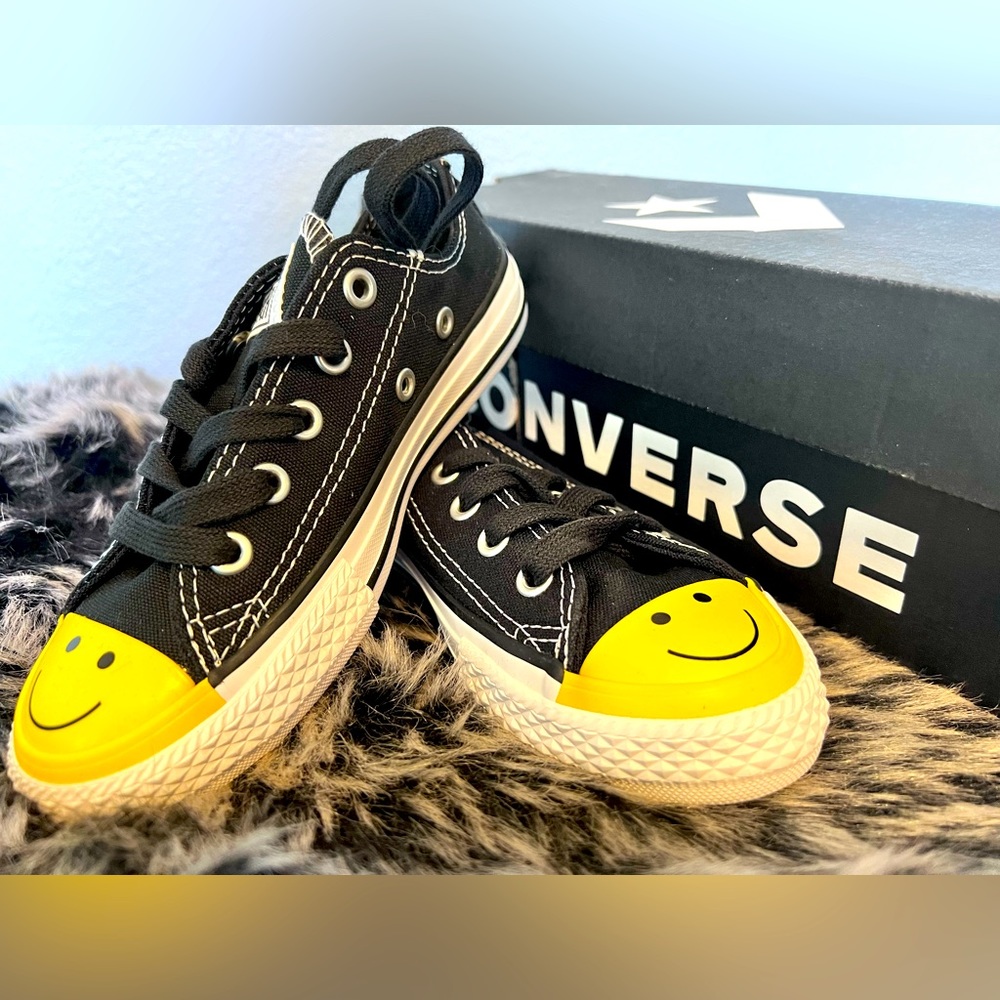 Converse All Star - Happy Face - Junior Size 11